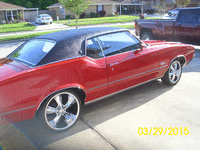 Image 4 of 12 of a 1972 OLDSMOBILE CUTLASS SUPREME