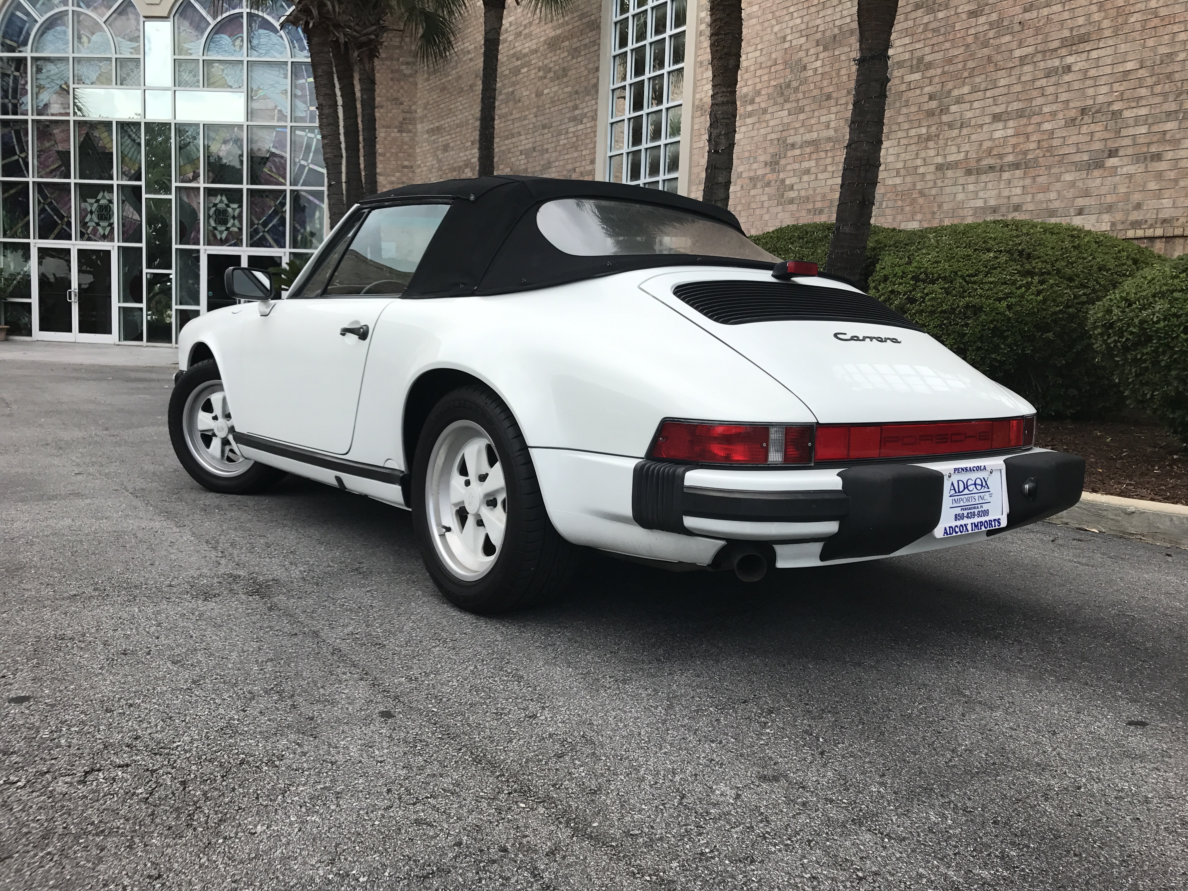 2nd Image of a 1988 PORSCHE 911 CARRERA