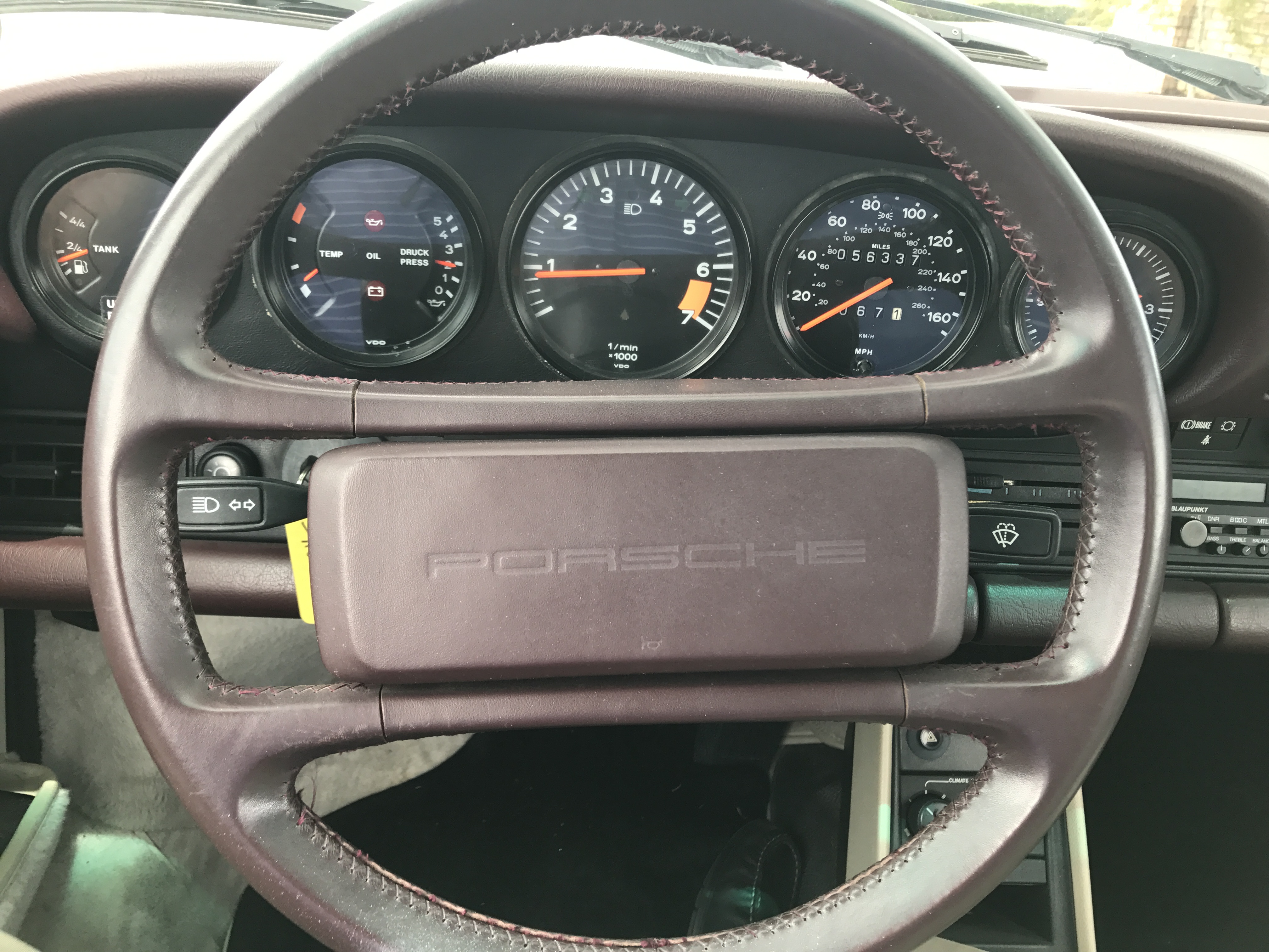 5th Image of a 1988 PORSCHE 911 CARRERA