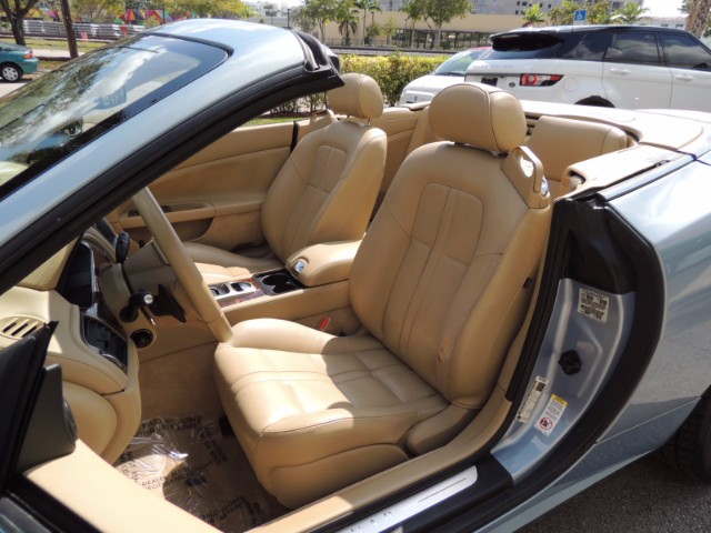 4th Image of a 2007 JAGUAR XK XK