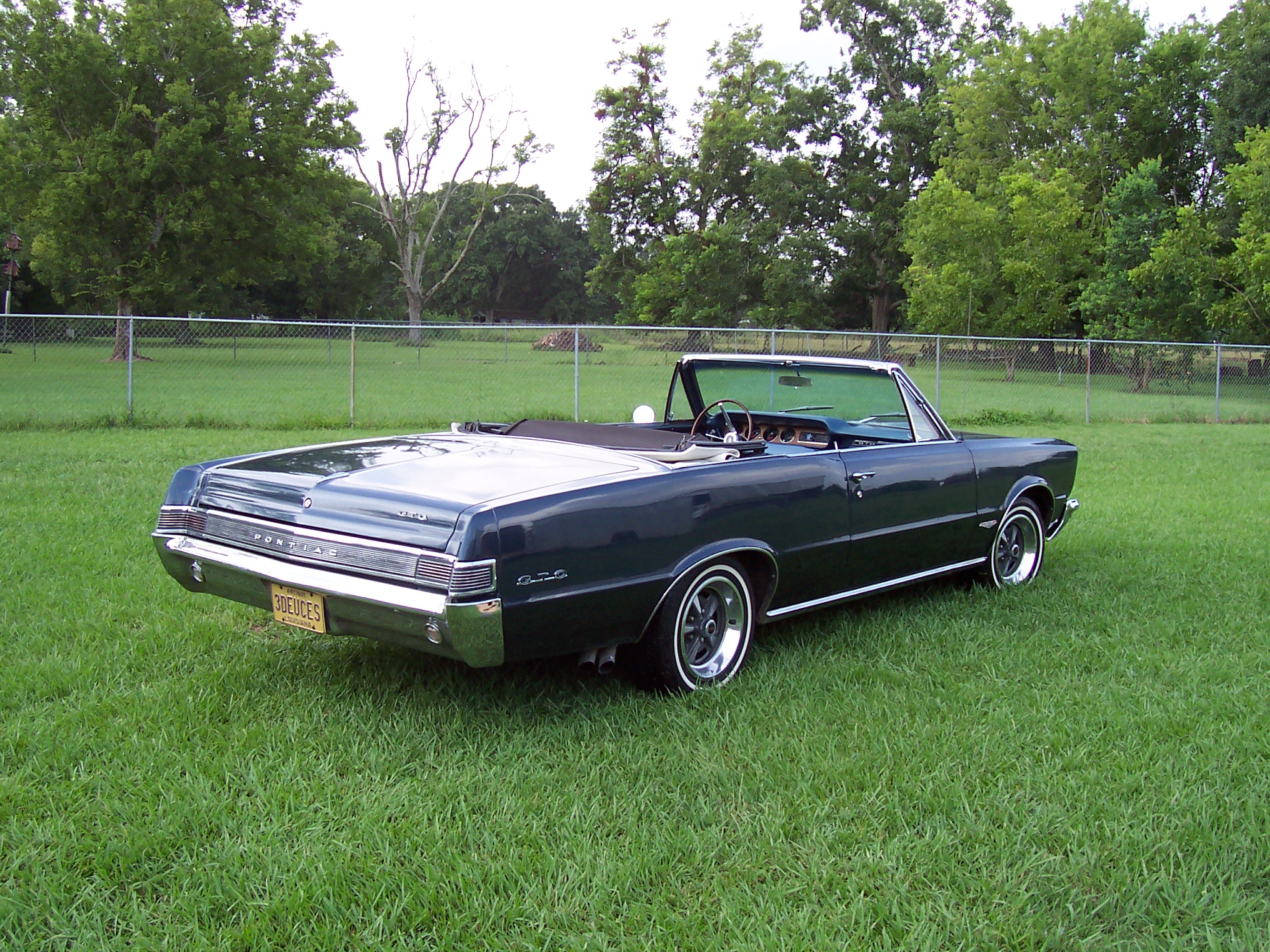 2nd Image of a 1965 PONTIAC GTO