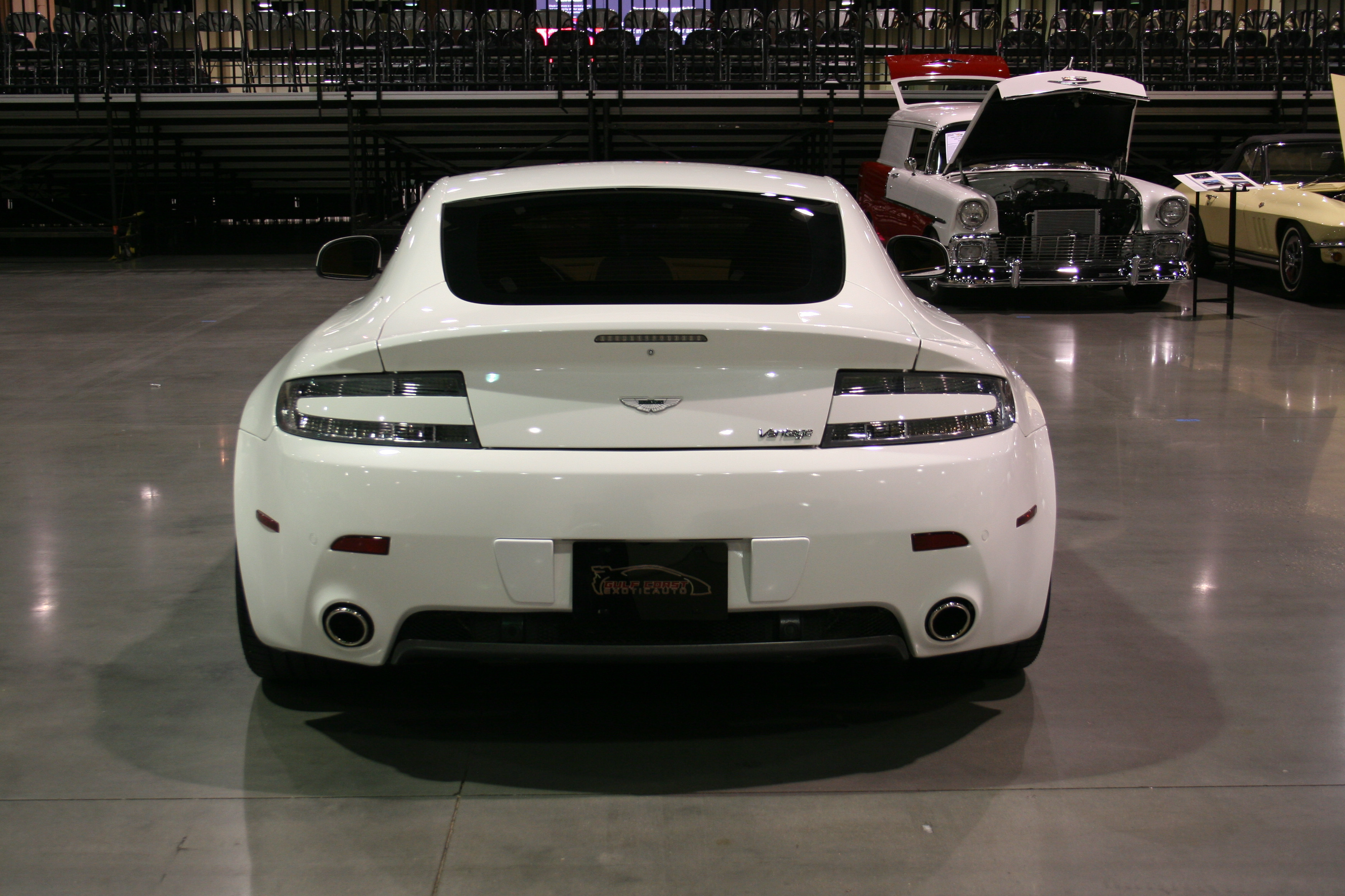 4th Image of a 2011 ASTON MARTIN V8 VANTAGE