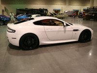 Image 7 of 7 of a 2011 ASTON MARTIN V8 VANTAGE