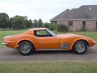 Image 4 of 7 of a 1970 CHEVROLET CORVETTE