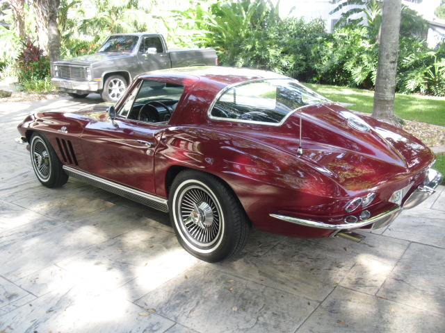 2nd Image of a 1966 CHEVROLET CORVETTE