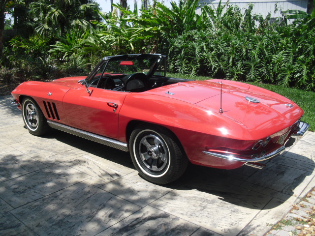 2nd Image of a 1966 CHEVROLET CORVETTE