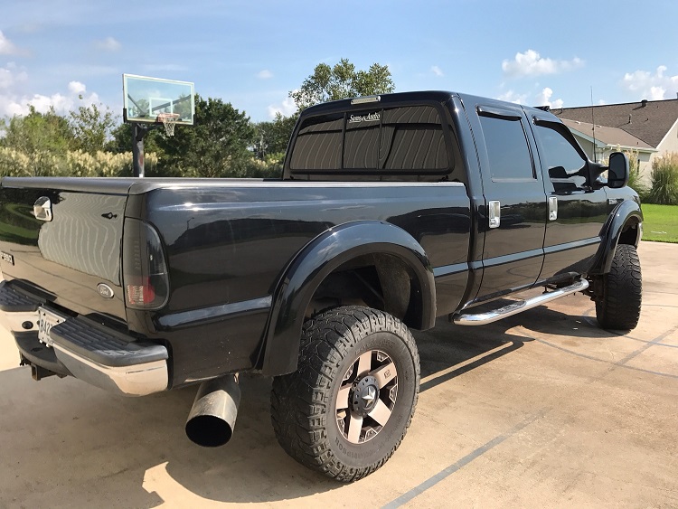 2nd Image of a 2001 FORD F-250 SUPER DUTY LARIAT