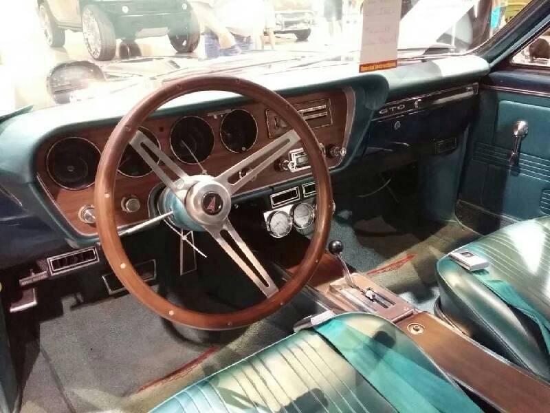 3rd Image of a 1967 PONTIAC GTO