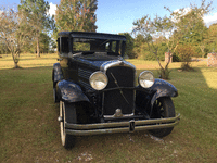 Image 2 of 8 of a 1930 MARMON ROOSEVELT