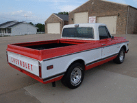 Image 5 of 12 of a 1970 CHEVROLET C10