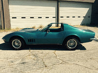 Image 3 of 10 of a 1969 CHEVROLET CORVETTE