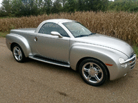 Image 3 of 3 of a 2006 CHEVROLET SSR