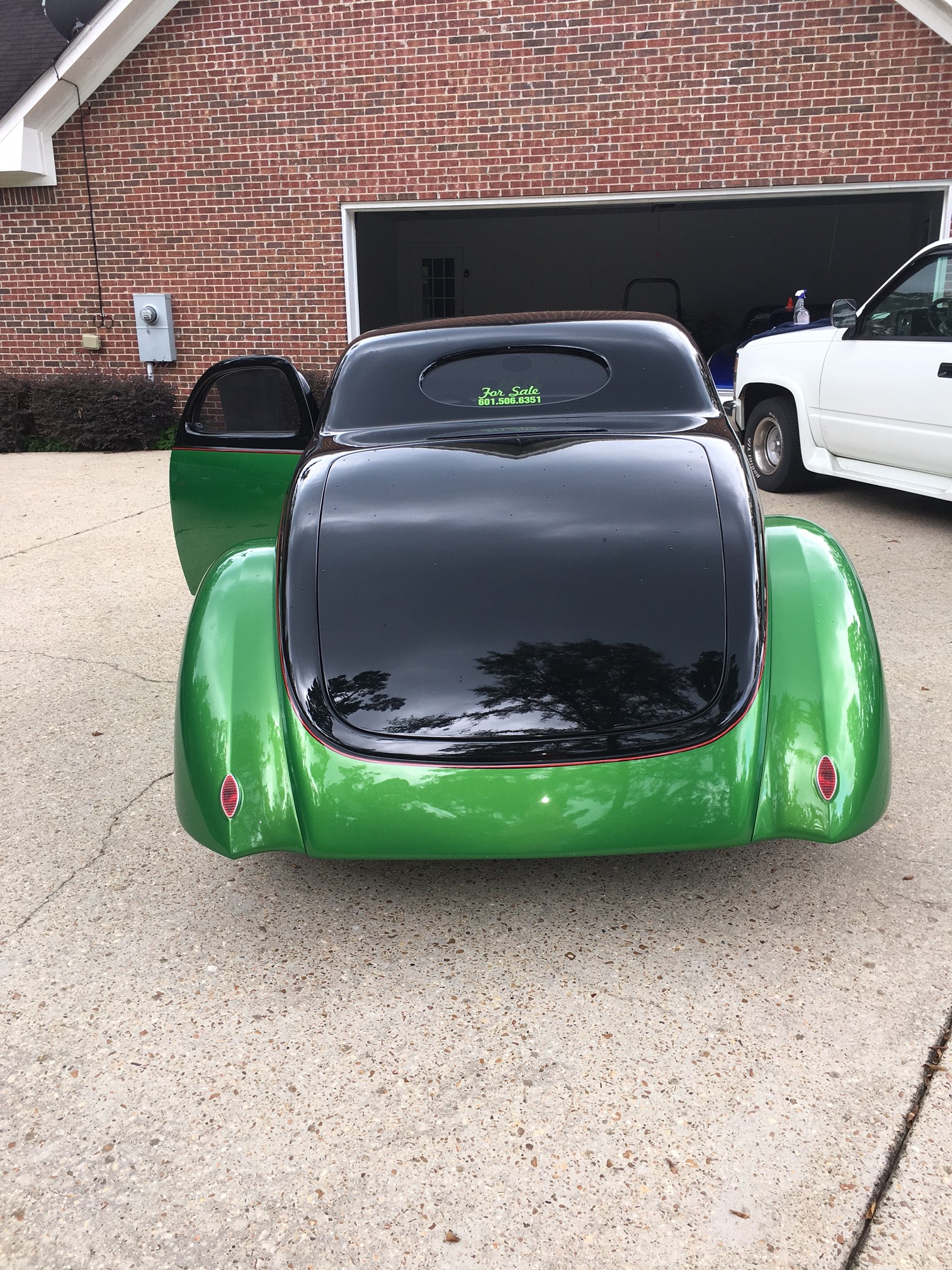 3rd Image of a 1937 FORD COUPE