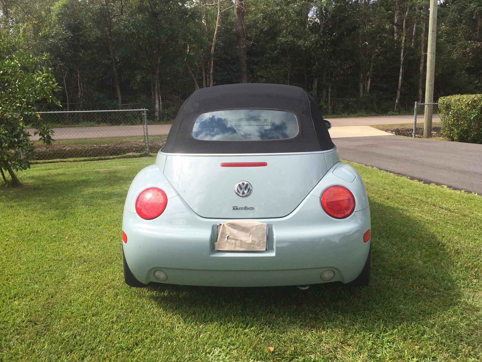 4th Image of a 2004 VOLKSWAGEN NEW BEETLE GLS