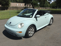 Image 10 of 12 of a 2004 VOLKSWAGEN NEW BEETLE GLS