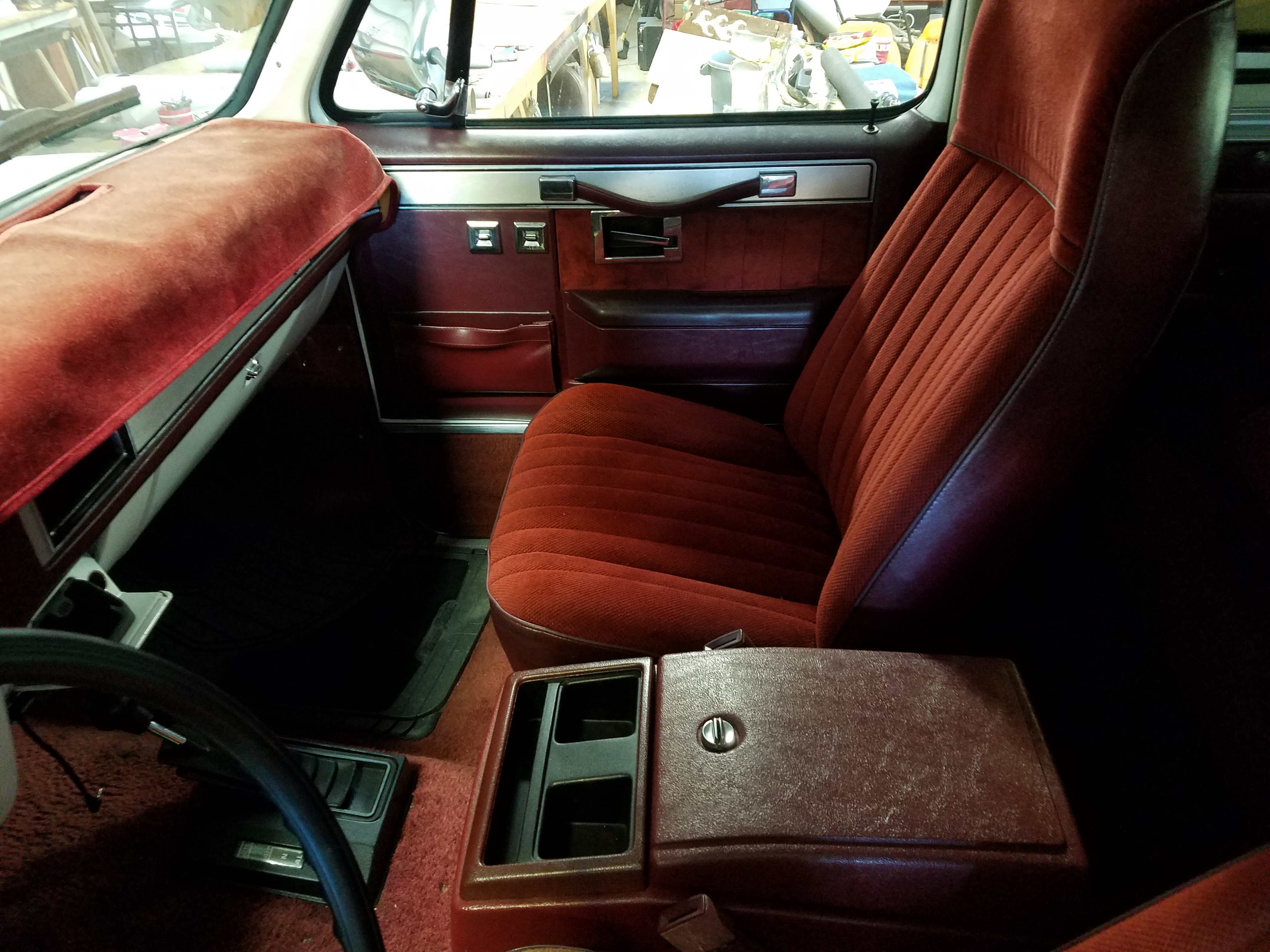 6th Image of a 1985 CHEVROLET BLAZER 1/2 TON; K5/K10