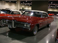 Image 2 of 6 of a 1968 PONTIAC BONNEVILLE