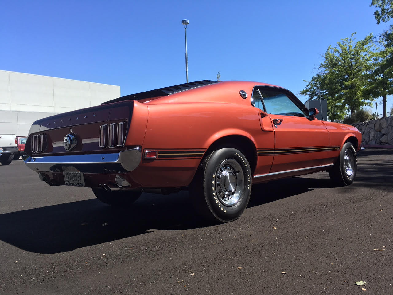 3rd Image of a 1969 FORD MUSTANG