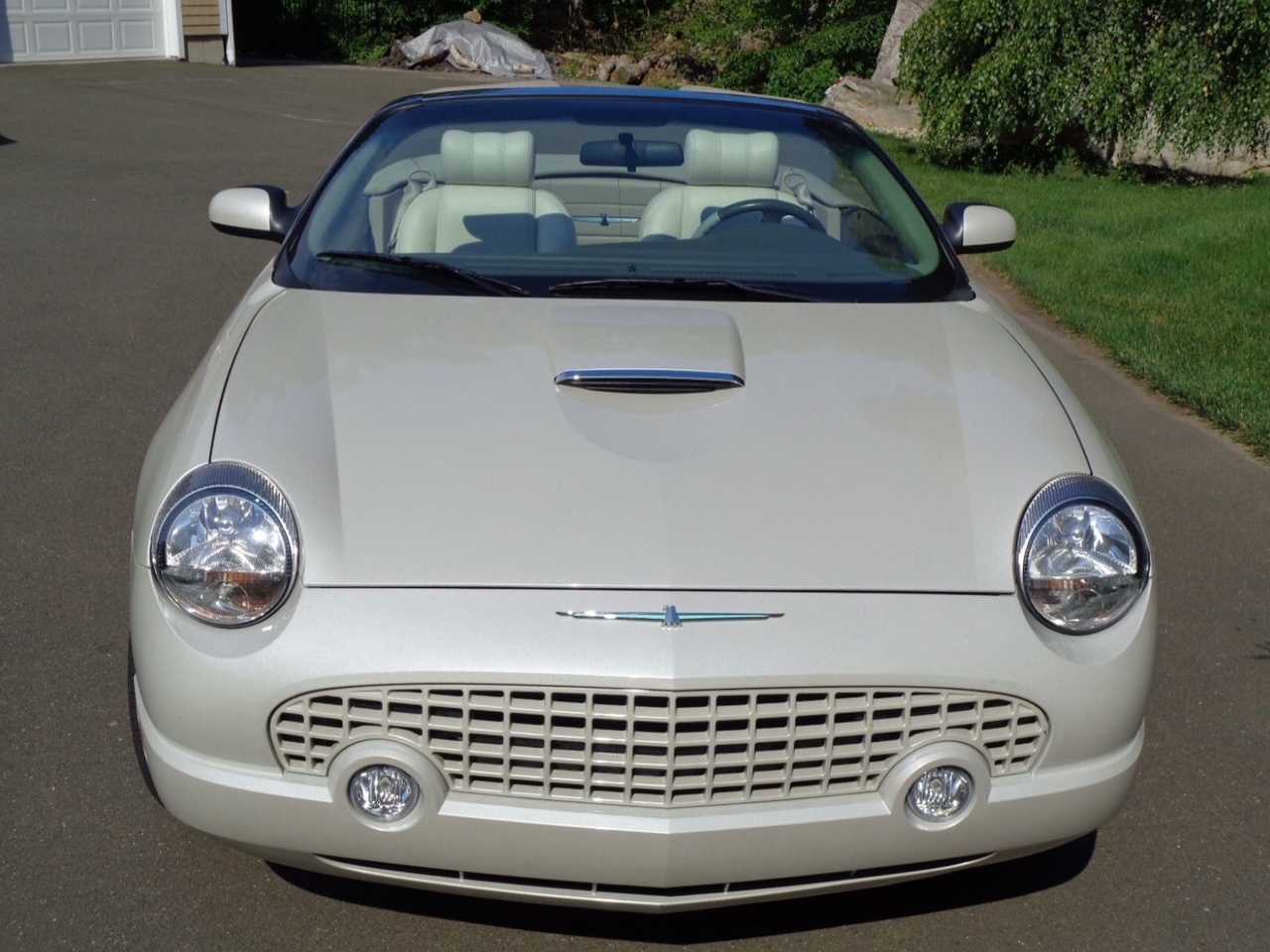 1st Image of a 2005 FORD THUNDERBIRD 50TH ANNIVERSARY