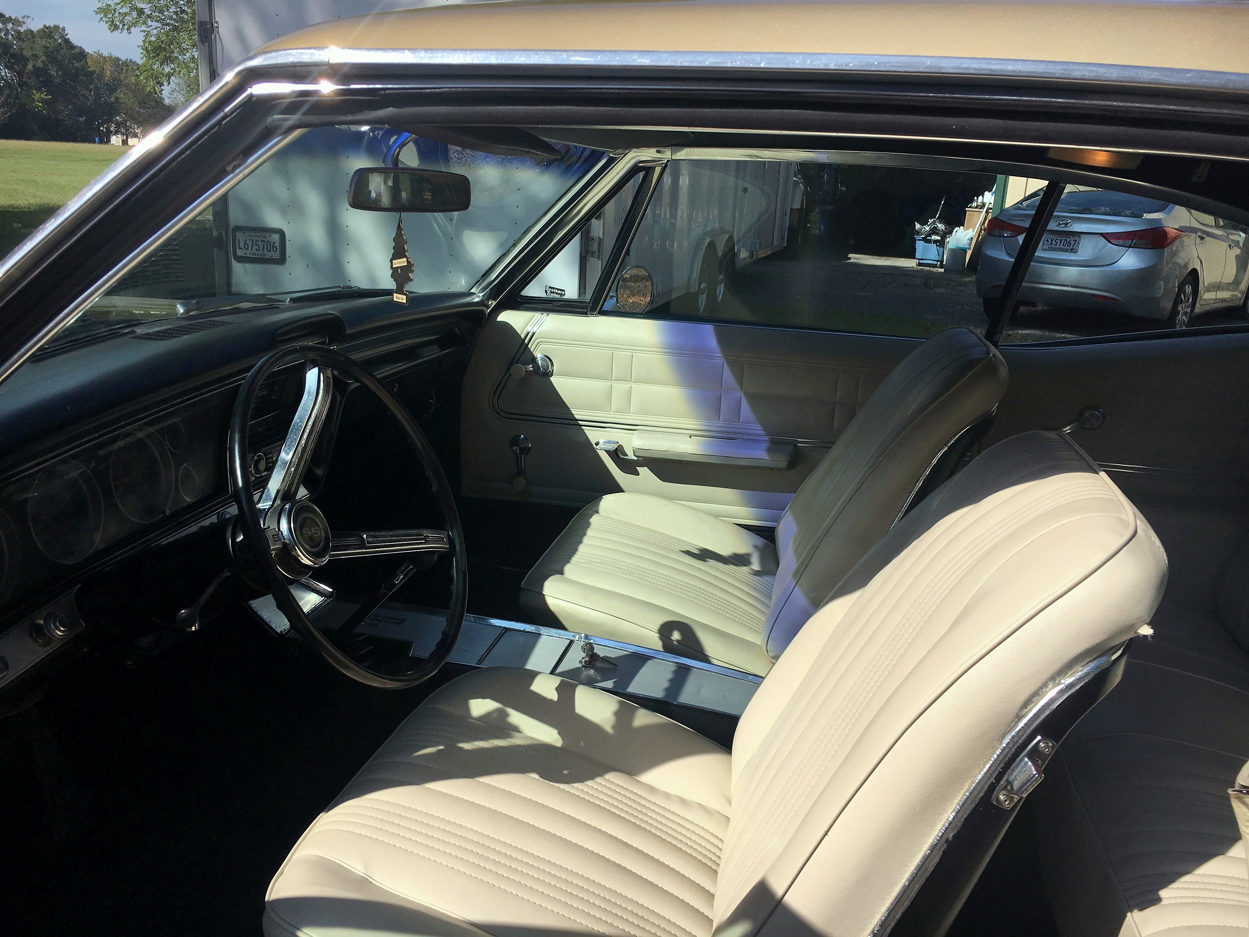 5th Image of a 1967 CHEVROLET IMPALA