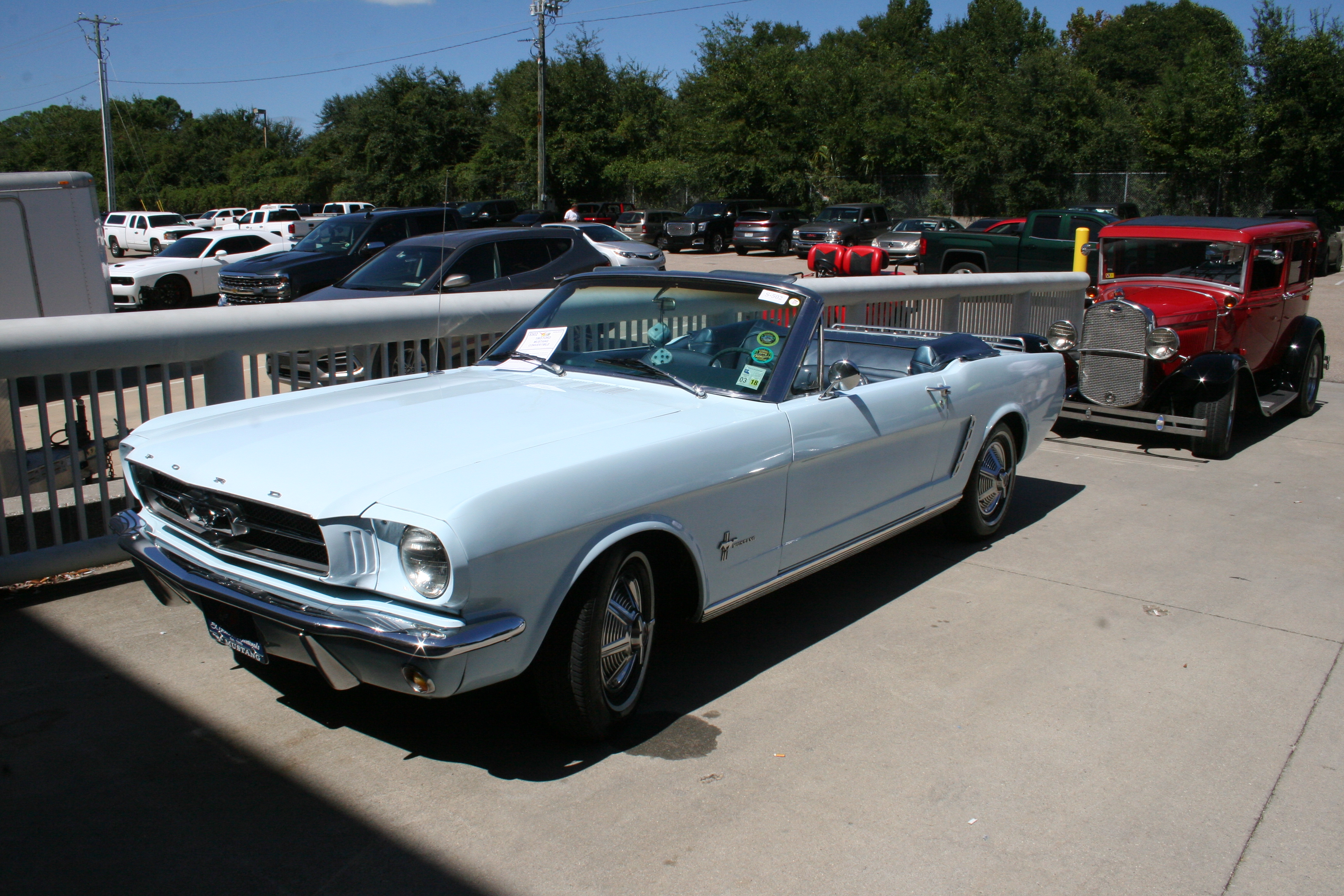 1st Image of a 1965 FORD MUSTANG