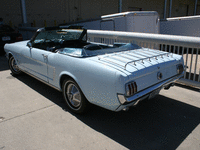 Image 5 of 7 of a 1965 FORD MUSTANG