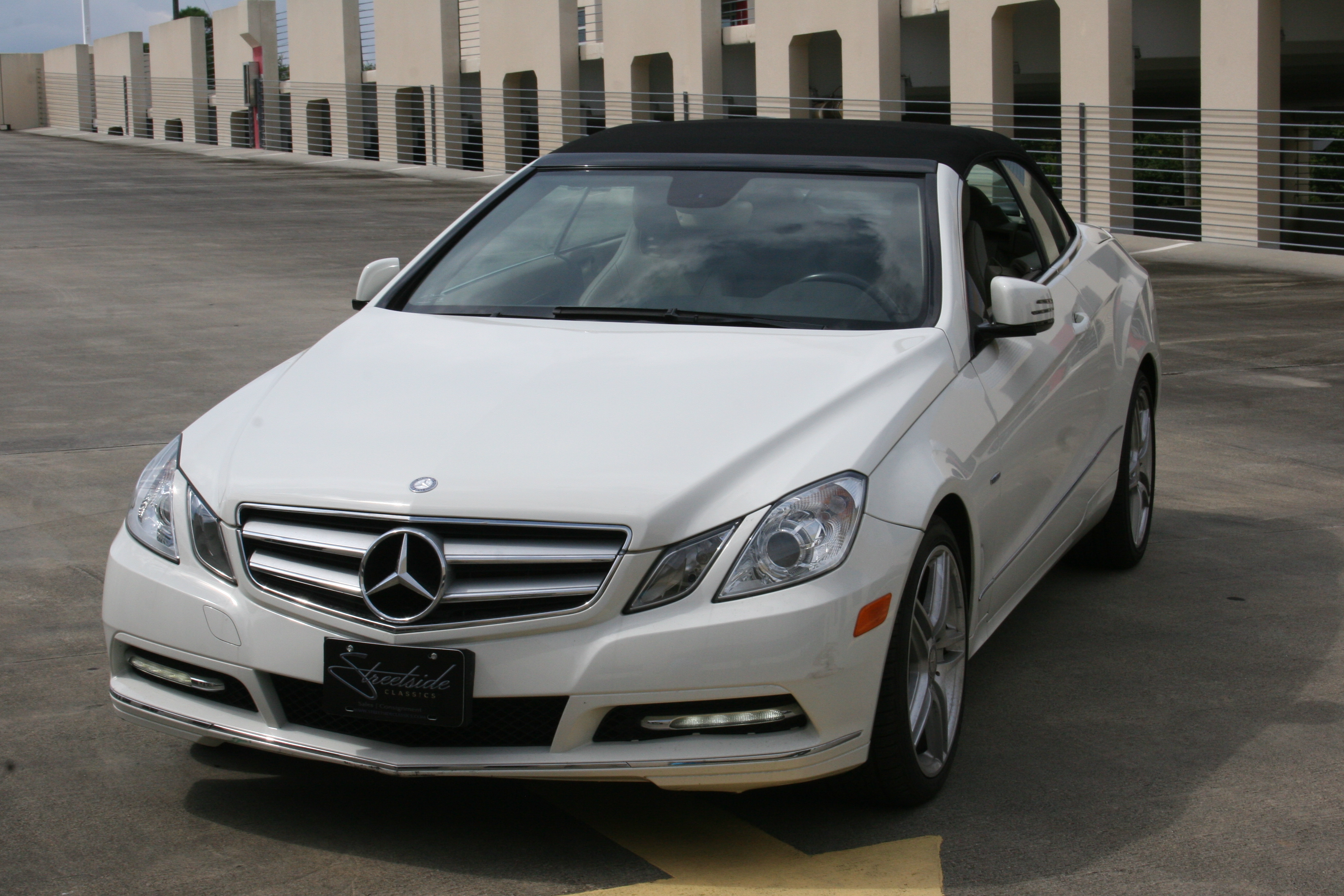 0th Image of a 2012 MERCEDES-BENZ E-CLASS E350