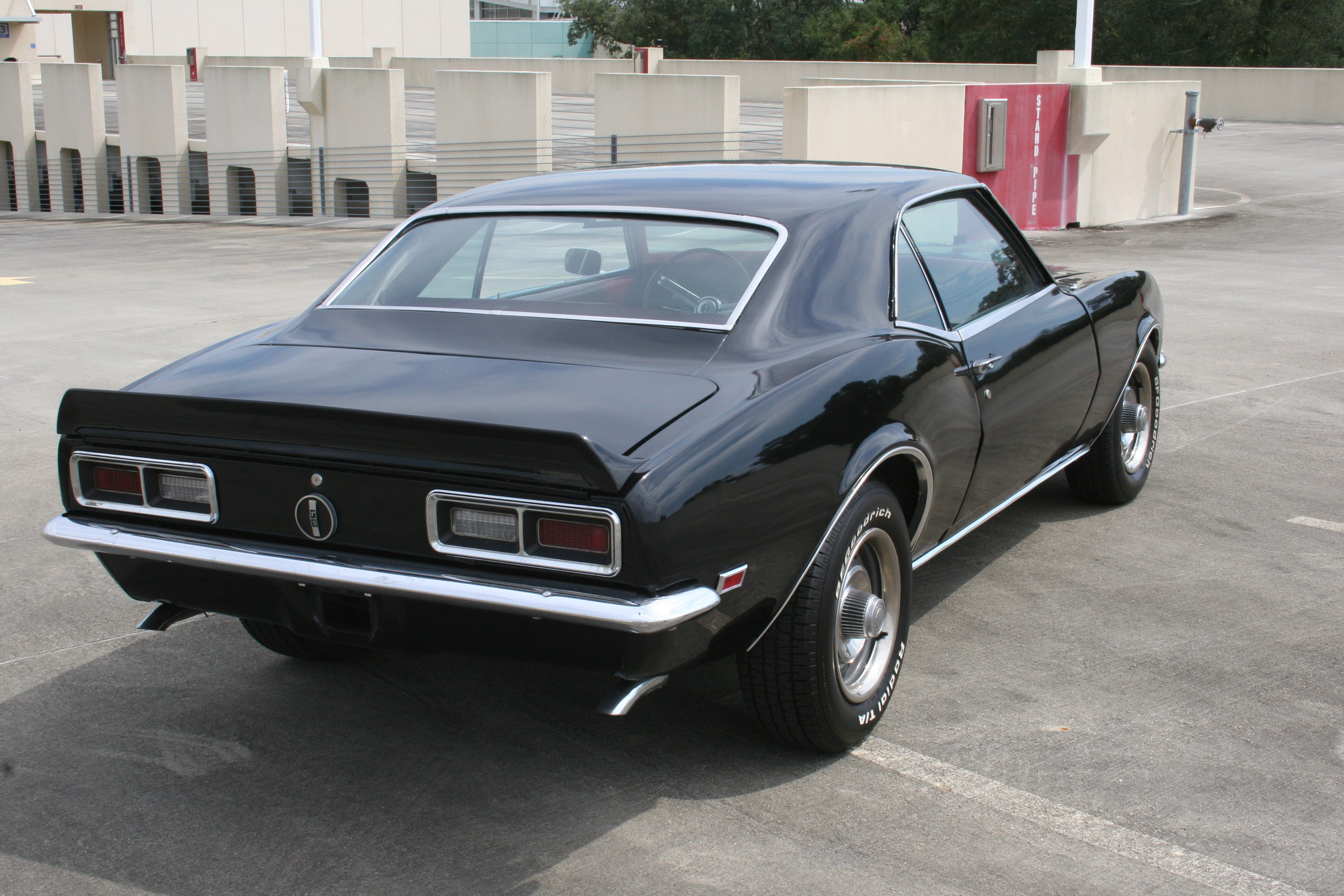 2nd Image of a 1968 CHEVROLET CAMARO