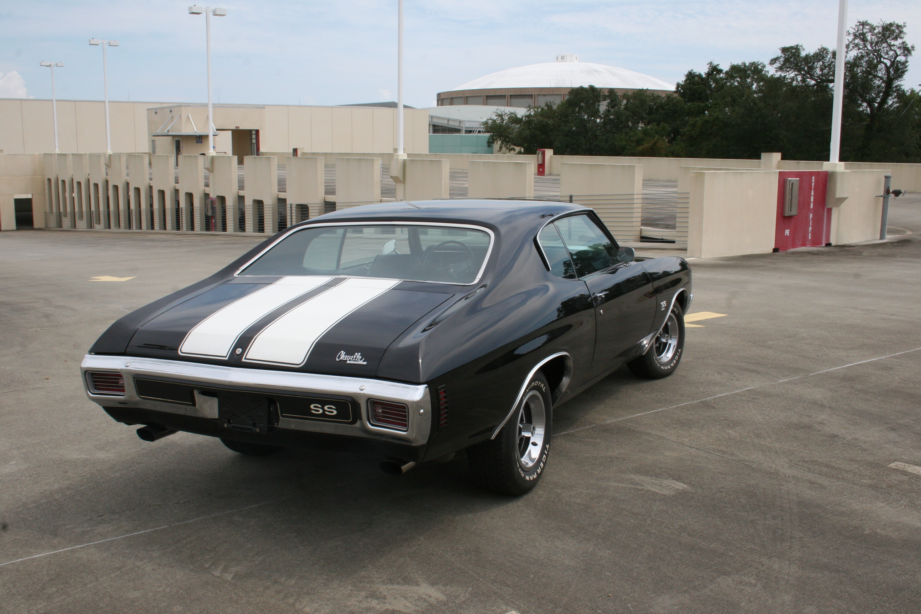 2nd Image of a 1970 CHEVROLET CHEVELLE SS