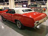 Image 5 of 5 of a 1972 OLDSMOBILE CUTLASS SUPREME