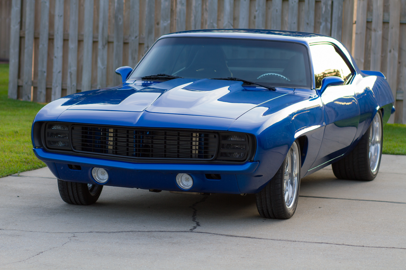 2nd Image of a 1969 CHEVROLET CAMARO