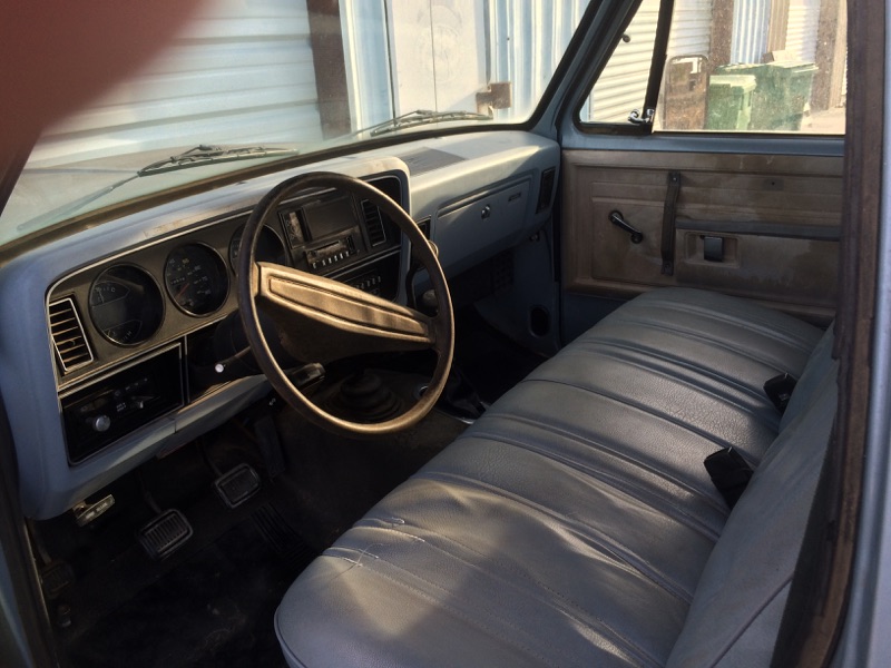 2nd Image of a 1981 DODGE W250 PICKUP 3/4 TON