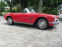 Image 2 of 5 of a 1962 CHEVROLET CORVETTE