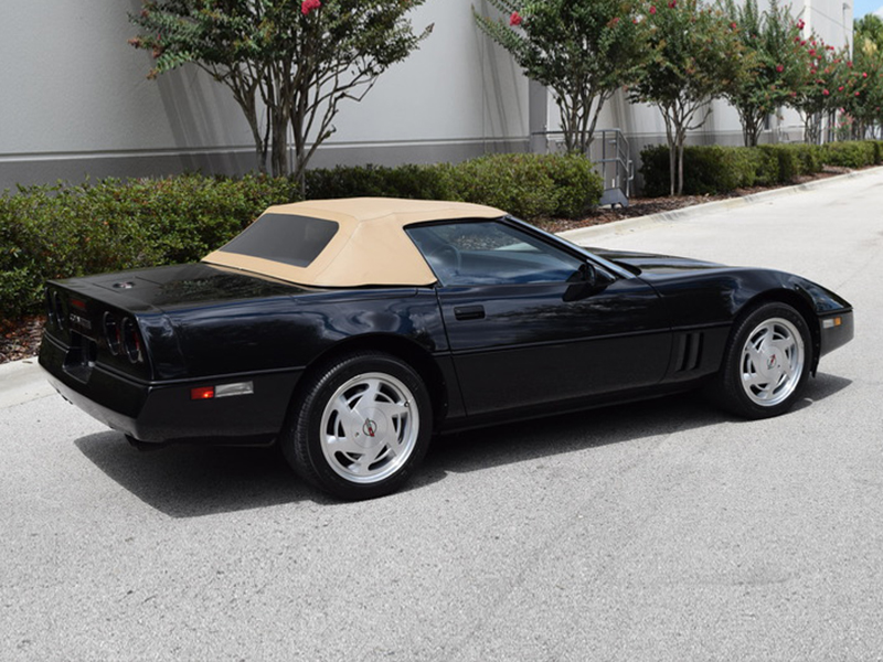 2nd Image of a 1989 CHEVROLET CORVETTE