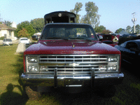 Image 3 of 8 of a 1986 CHEVROLET K10