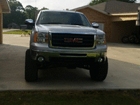 Image 3 of 8 of a 2011 GMC SIERRA 1500 SLE