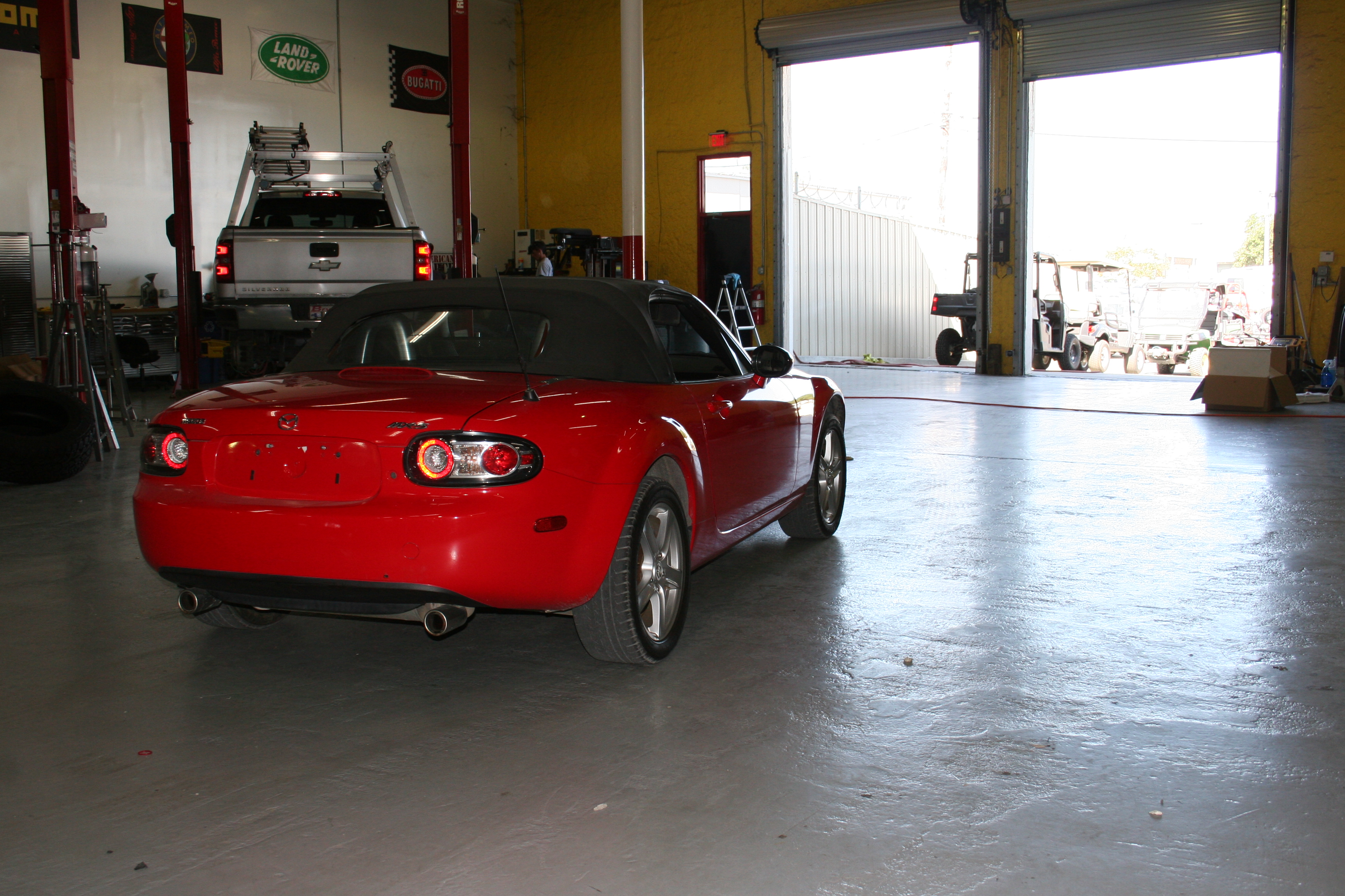 7th Image of a 2006 MAZDA MX-5 MIATA