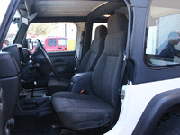 Image 4 of 6 of a 2003 JEEP WRANGLER