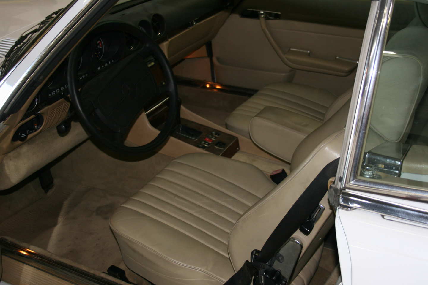 8th Image of a 1989 MERCEDES-BENZ 560 560SL