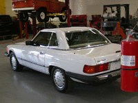 Image 7 of 12 of a 1989 MERCEDES-BENZ 560 560SL