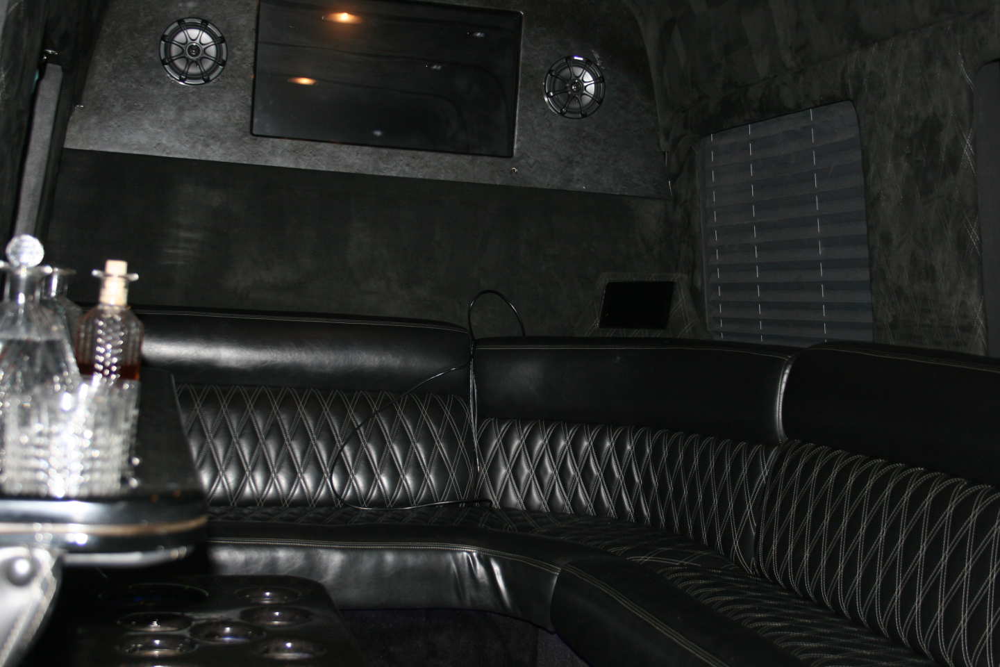 12th Image of a 2008 DODGE SPRINTER-LIMO