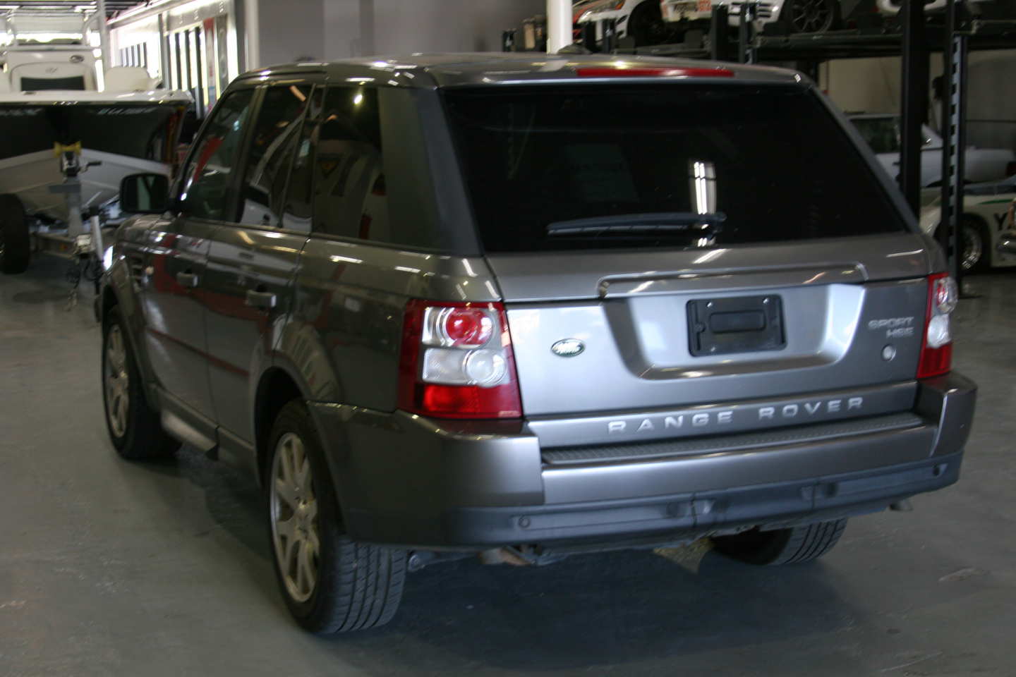 4th Image of a 2009 LAND ROVER RANGE ROVER SPORT HSE