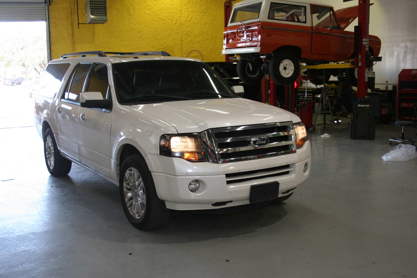 1st Image of a 2013 FORD EXPEDITION EL LIMITED