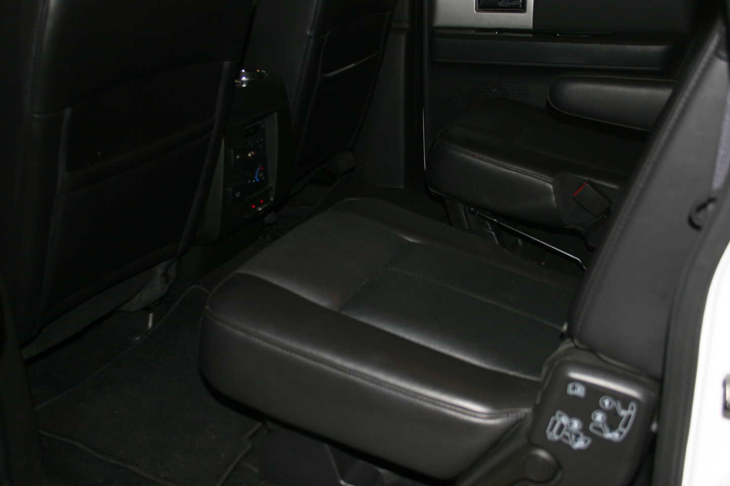 5th Image of a 2013 FORD EXPEDITION EL LIMITED