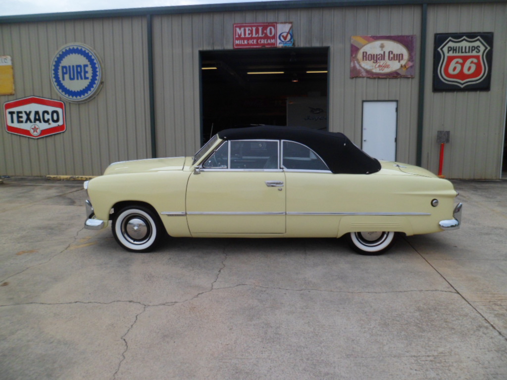 4th Image of a 1949 FORD CUSTOM