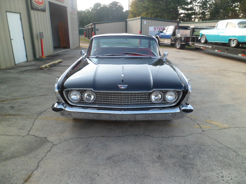 11th Image of a 1960 FORD STARLINER