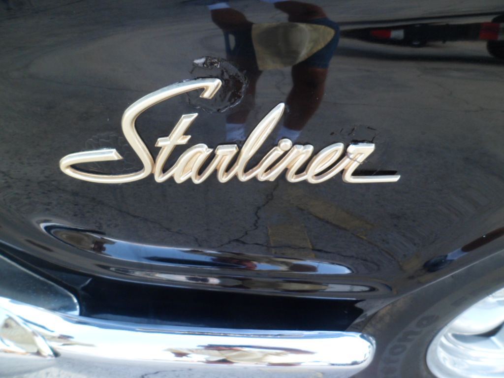 13th Image of a 1960 FORD STARLINER