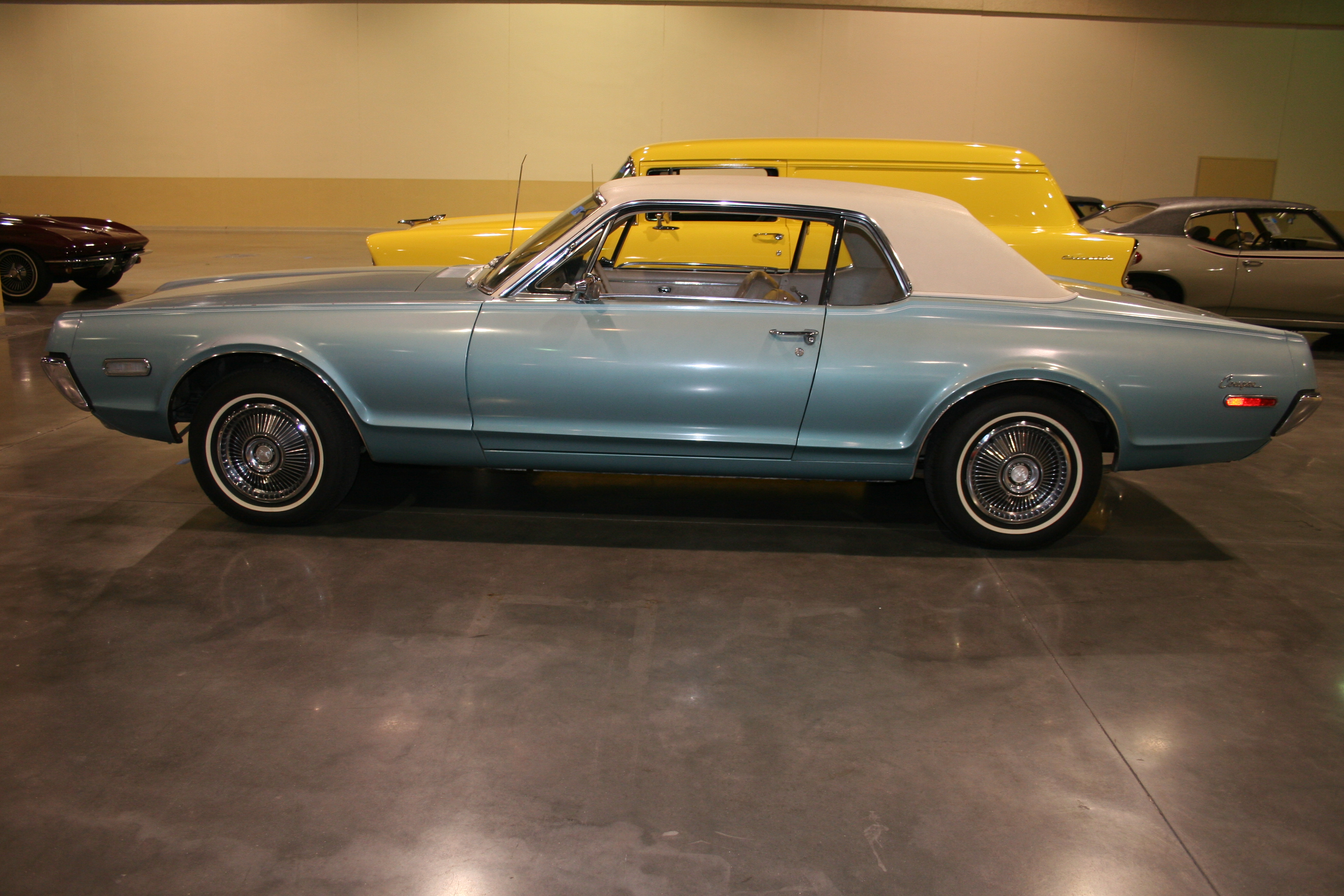 5th Image of a 1968 MERCURY COUGAR
