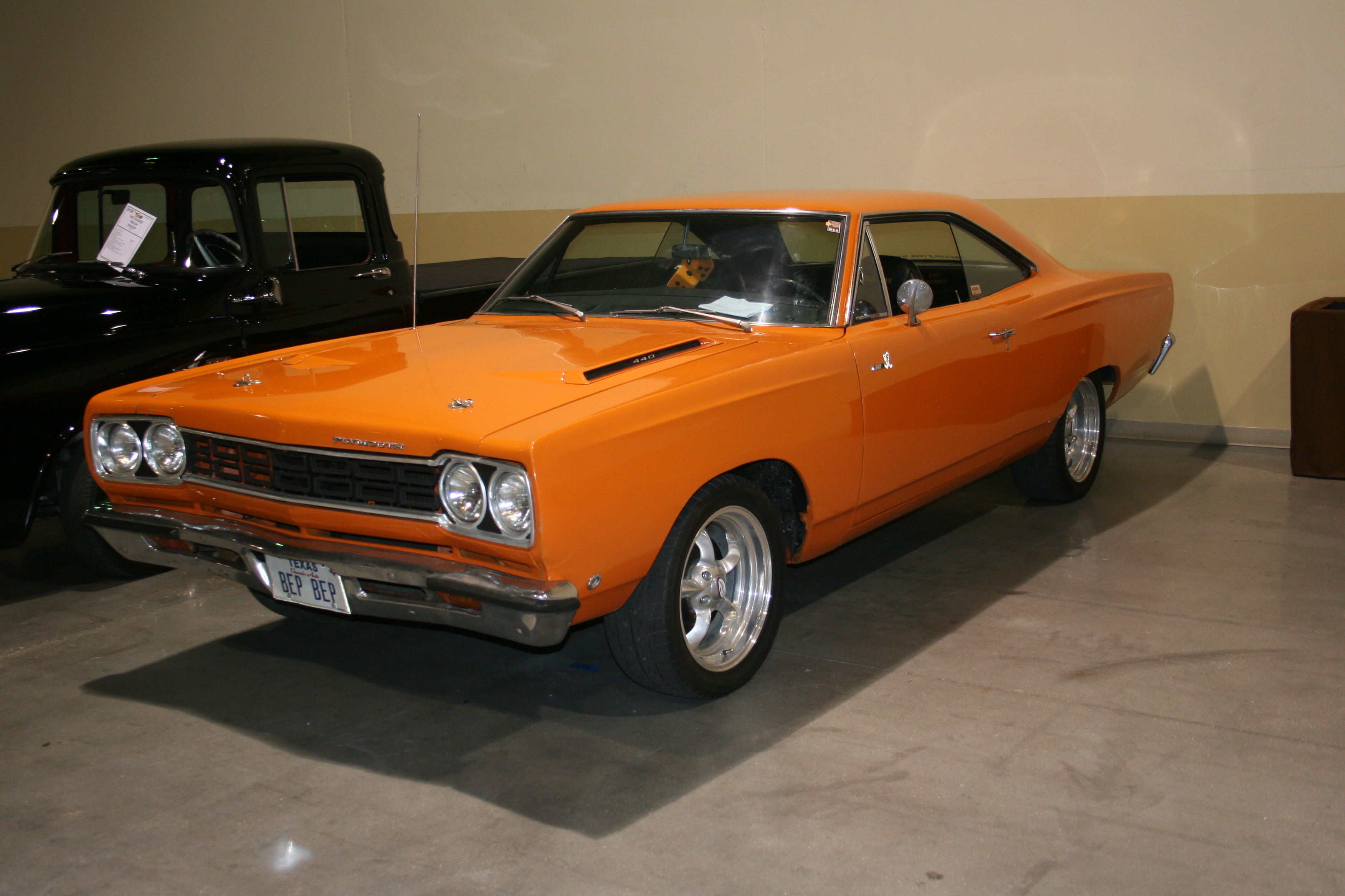 4th Image of a 1968 PLYMOUTH ROADRUNNER
