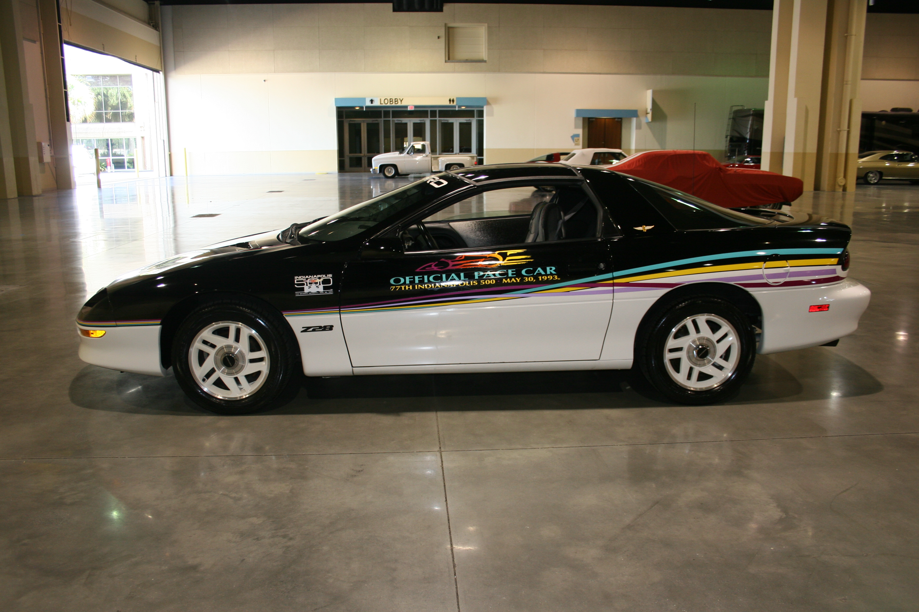 2nd Image of a 1993 CHEVROLET CAMARO Z28